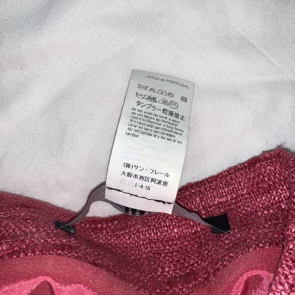 Beautiful Gently Loved Matching Jacket/Skirt Suit by Les Copains - Picture 15 of 16